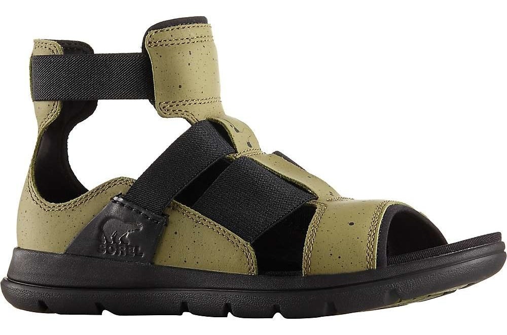 21 Incredible Deals On Shoes You Can Get At Jet Right Now