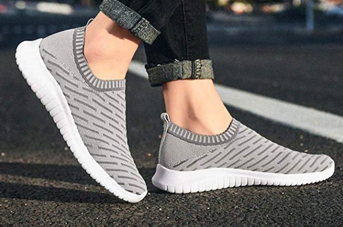 https://img.buzzfeed.com/buzzfeed-static/static/2018-10/11/11/campaign_images/buzzfeed-prod-web-02/what-are-the-most-comfortable-shoes-you-swear-by--2-1791-1539270098-1_dblbig.jpg?resize=1200:*