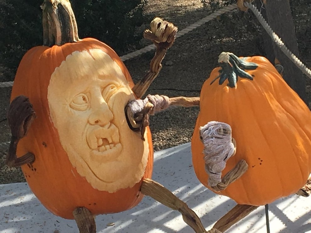 15 Really Magnificent Pumpkin Carvings That'll Impress You Or Make You LOL
