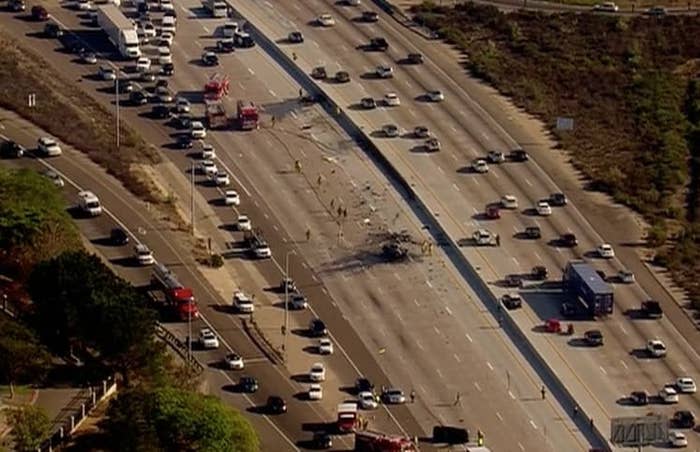 人気youtuberが高速道路を逆走し死亡 両親は彼が錯乱状態だったと供述