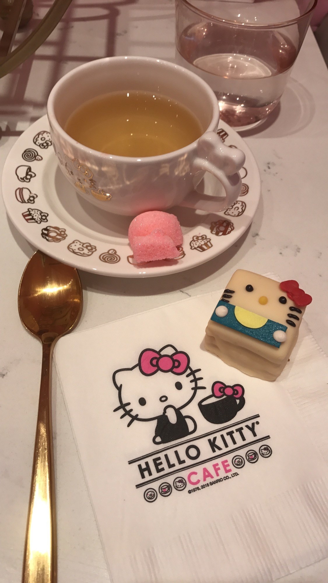 America's First Hello Kitty Cafe Unleashes Cuteness on Southern