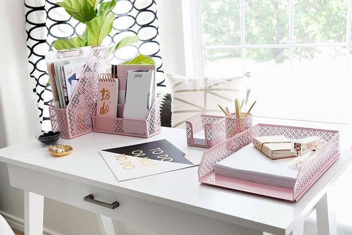 29 Practical Things You'll Want To Start Keeping On Your Desk ASAP