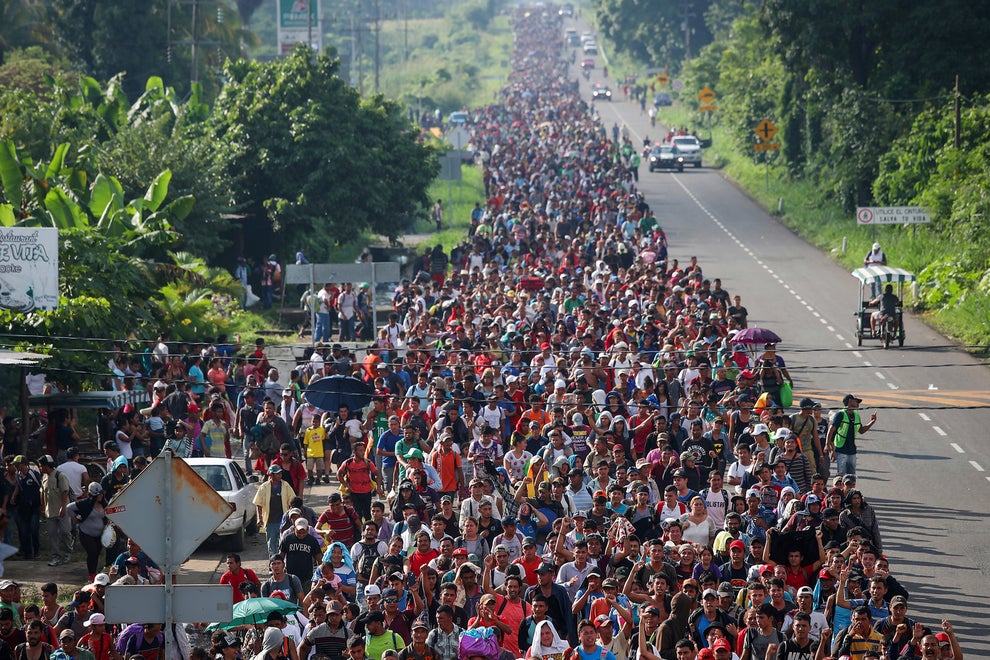 Estas fotos dramáticas retratam a caravana de imigrantes a caminho dos ...
