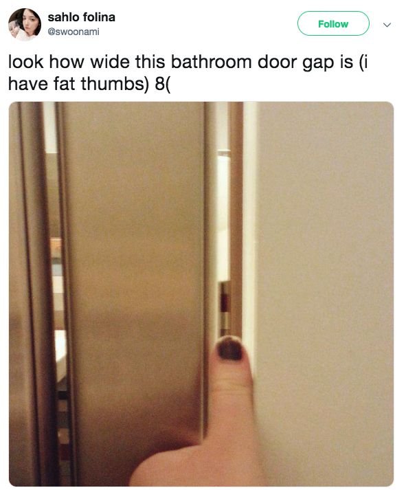 why do american bathrooms have gaps