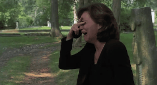 —jenniferhattorio"Sally Field's acting in that scene locked her in as the greatest of all time! I cry EVERY TIME." —sebweb79"And when she runs out of that hospital and rushes over to love on her grandson Jack, the only part of her daughter she has left? Tears me up!" —kayceelf22