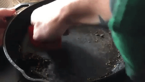 This Useful Scraper Is The Ultimate Way To Clean Your Cast Iron Pans