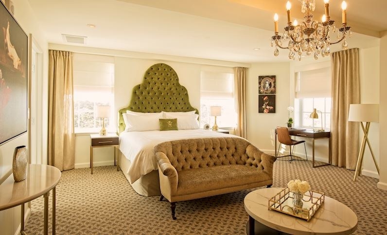 The Cavalier has 85 spacious guest spaces (62 rooms and 23 suites), all of which features the comfort of modern amenities paired with the elegance of the bygone era. Get spoiled by feather-like bedding, luxurious bathrooms with historic black and white tiles, and immaculate service including evening turndown service.