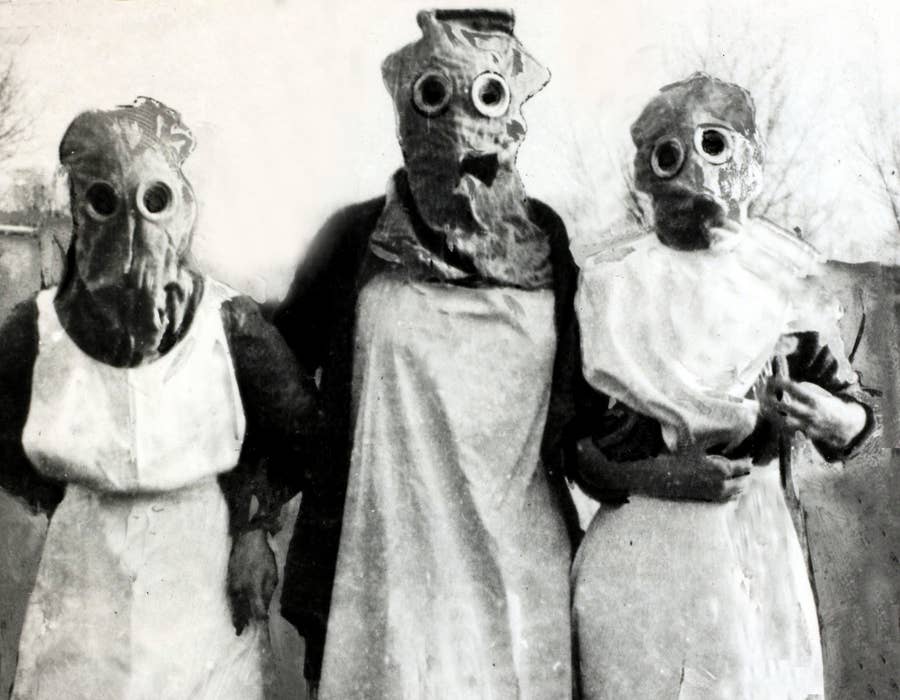 100年前 多くの人の命を奪った スペイン風邪 にまつわる写真たち