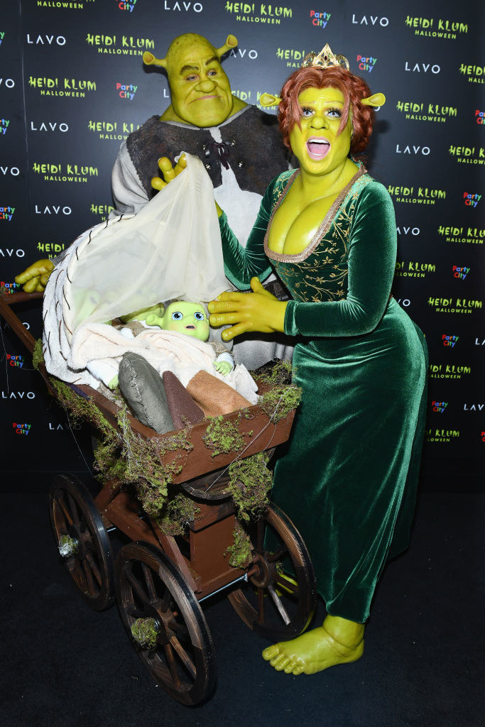 Heidi Klum And Her Boyfriend Raged As Fiona And Shrek For Halloween