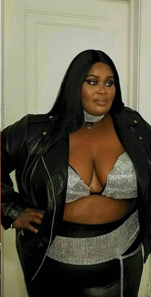 faktor overfladisk hver for sig This Plus-Size Model Responded To Trolls Who Tried To Body-Shame Her  Aaliyah Costume