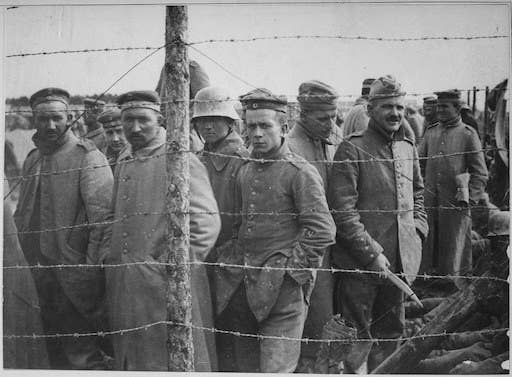 人類は見た この世の終わりを 第一次世界大戦の終結から100年 人類は見た この世の終わりを 第一次世界大戦の終結から100年