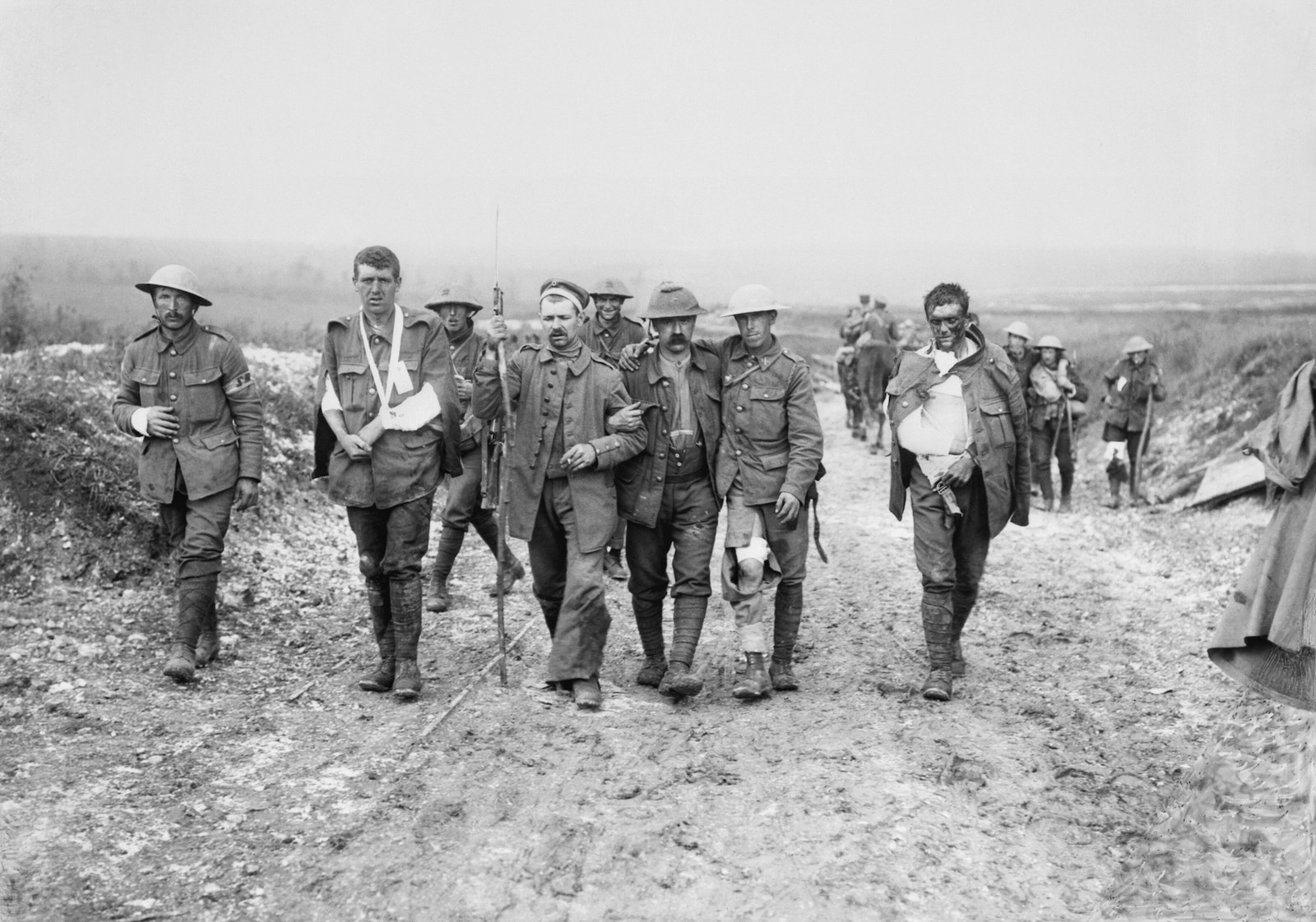 第一次世界大戦の終結から100年 写真でよみがえる 地獄のような戦場