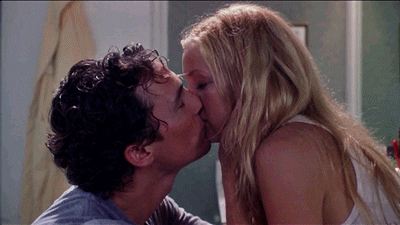 「バスルームでのキスシーンは、映画史に残るキスシーンだと思う」—Karleyh2