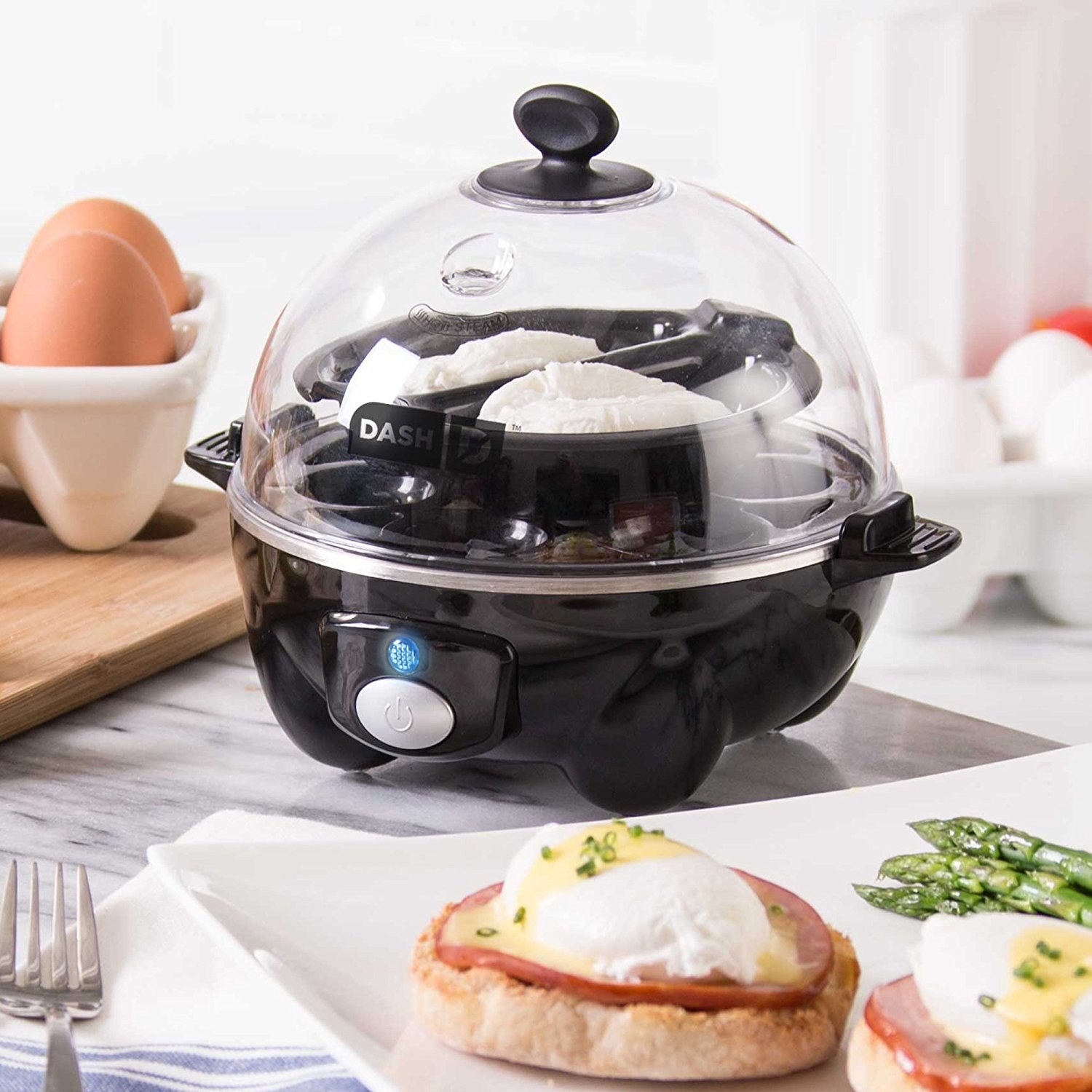 Rapid egg cooker in black 