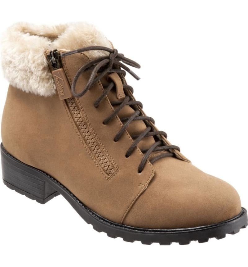 VE Kids girls winter brown beige grip sole warm FLAT boots shoes SIZE 13 snow 
