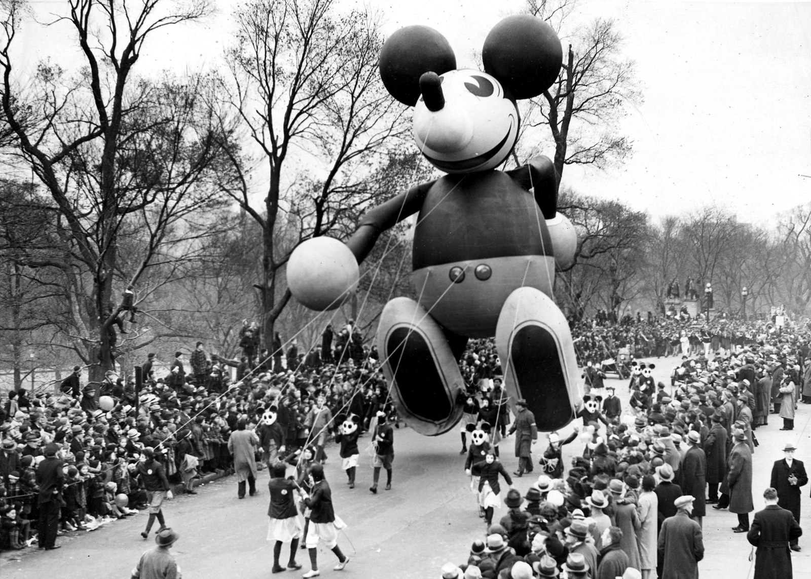 Early Pictures Of Mickey Mouse Capture The Magic Of Walt Disney