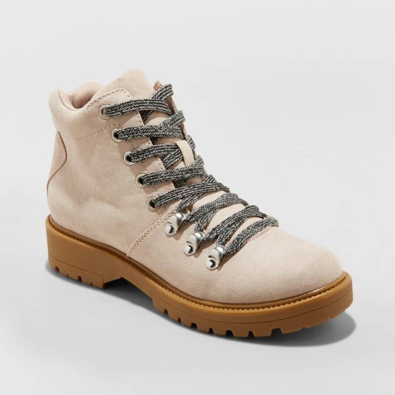 30 Winter Boots That Ll Actually Keep Your Feet Warm