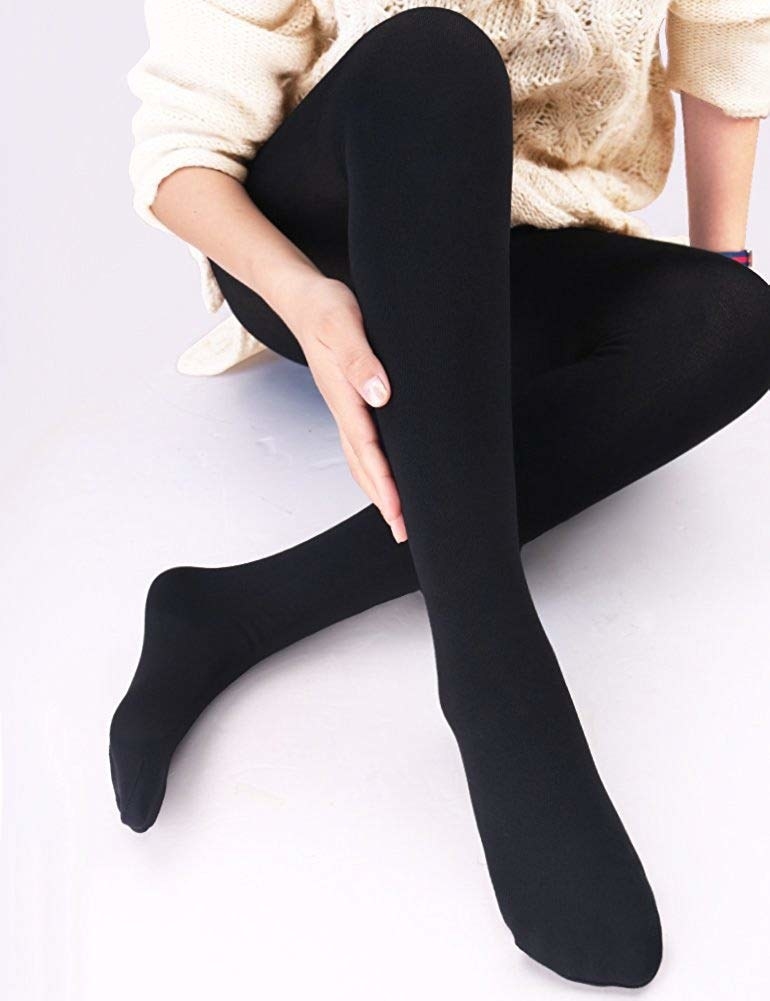 Model in the non-sheer black tights