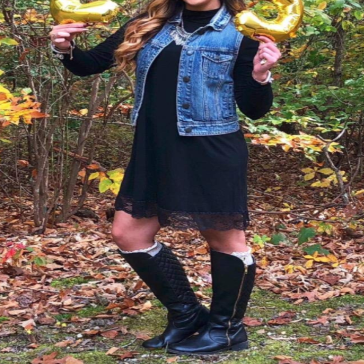 how to wear booties with a dress and tights