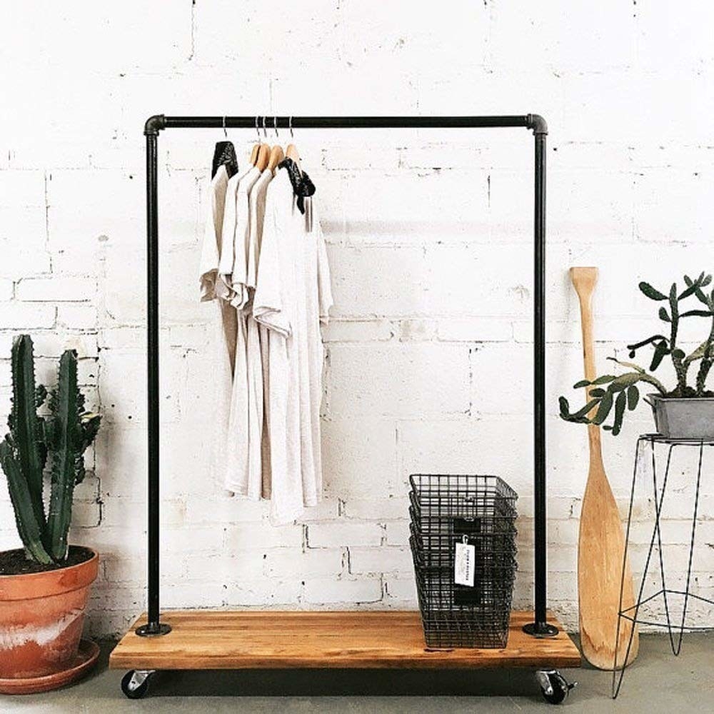 30 Pieces Of Minimalist Decor You'll Love To The Max