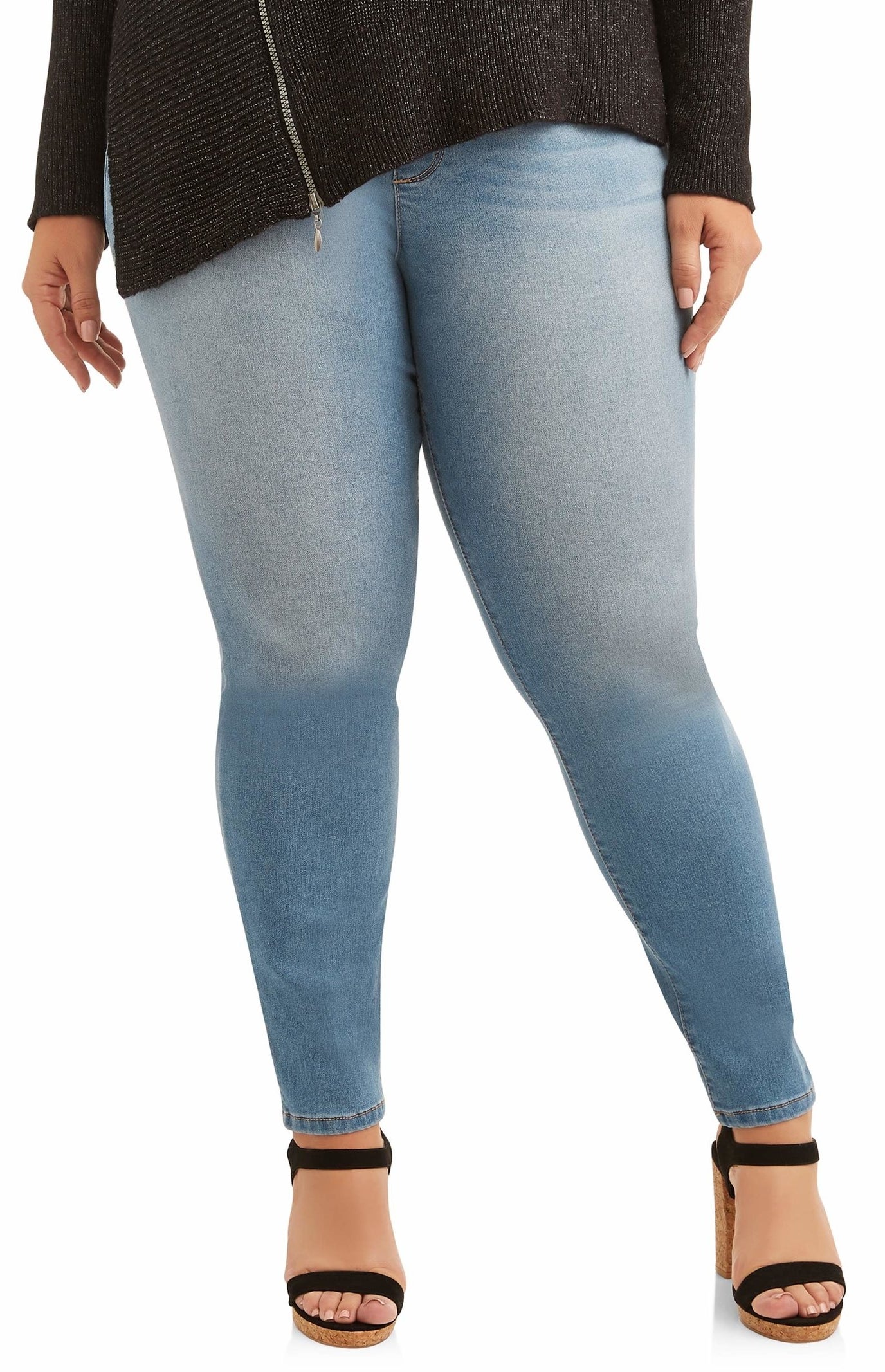 Price: $16.84 (available in sizes 0X–4X and four colors)