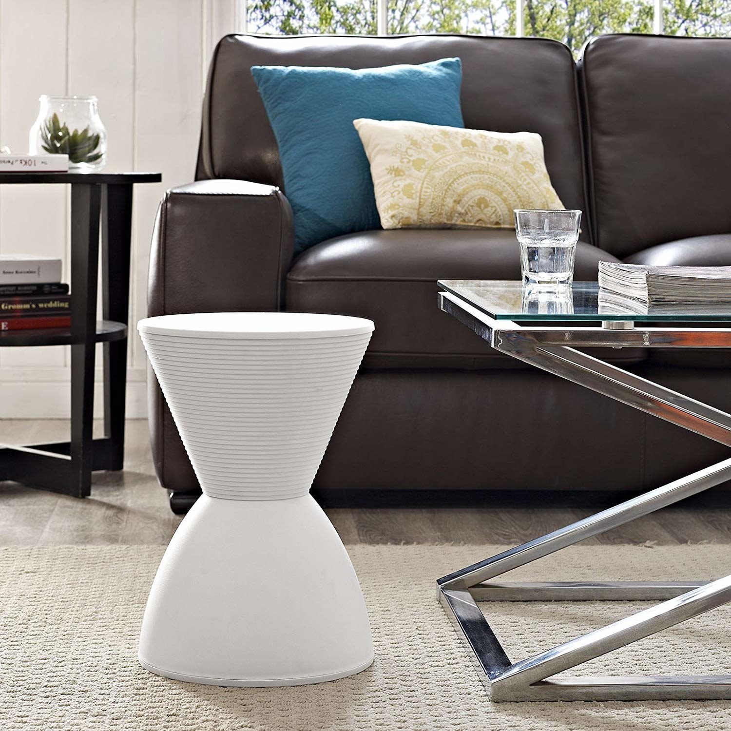 Hourglass accent stool in white 