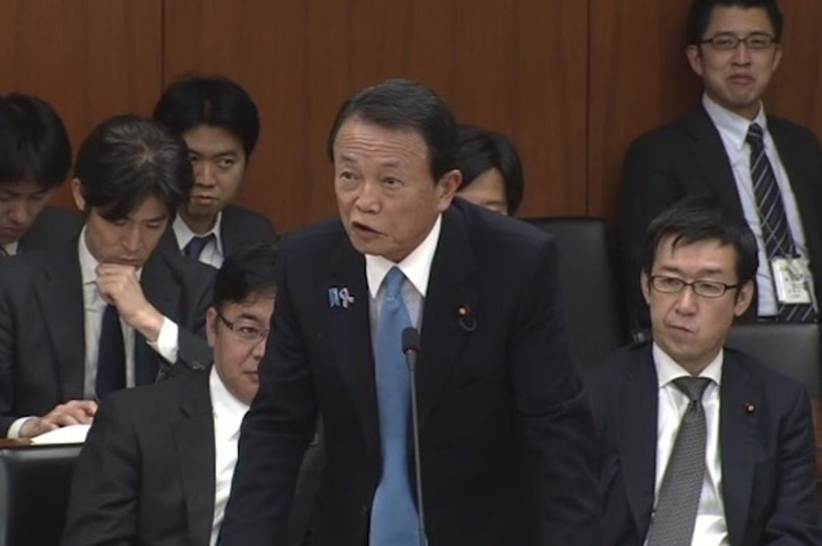 麻生太郎副総理が 批判を受けた 人の税金を使って学校に行った 発言を釈明 野党の追及に