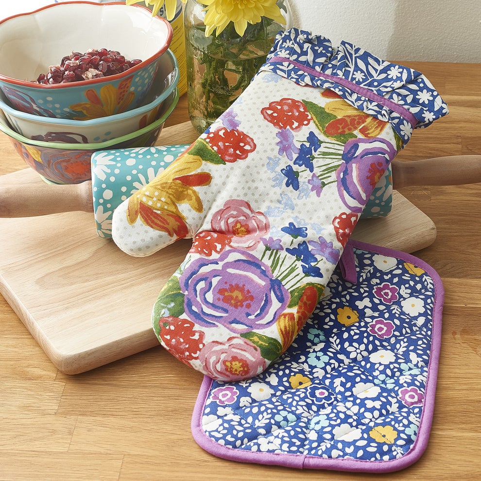 The Pioneer Woman Sweet Rose 3-Piece Kitchen Set: Kitchen Towel, Oven Mitt  & Pot Holder