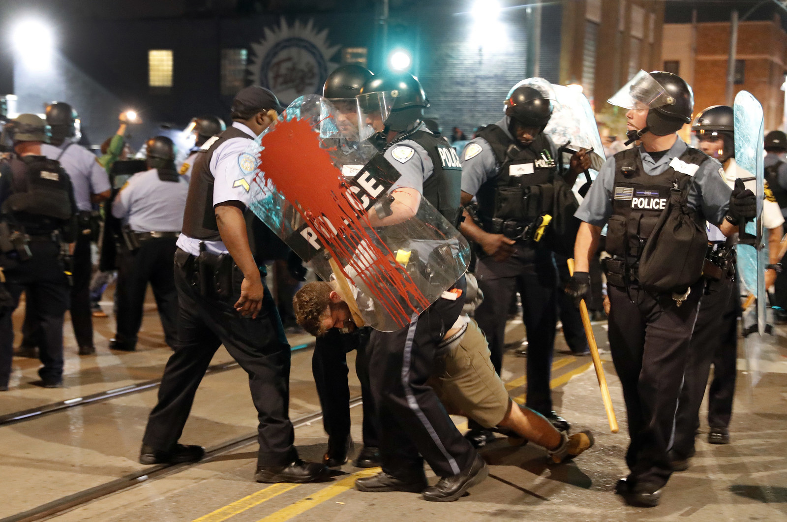 St Louis Police Officers Are Accused Of Assaulting An Undercover Cop At A Protest