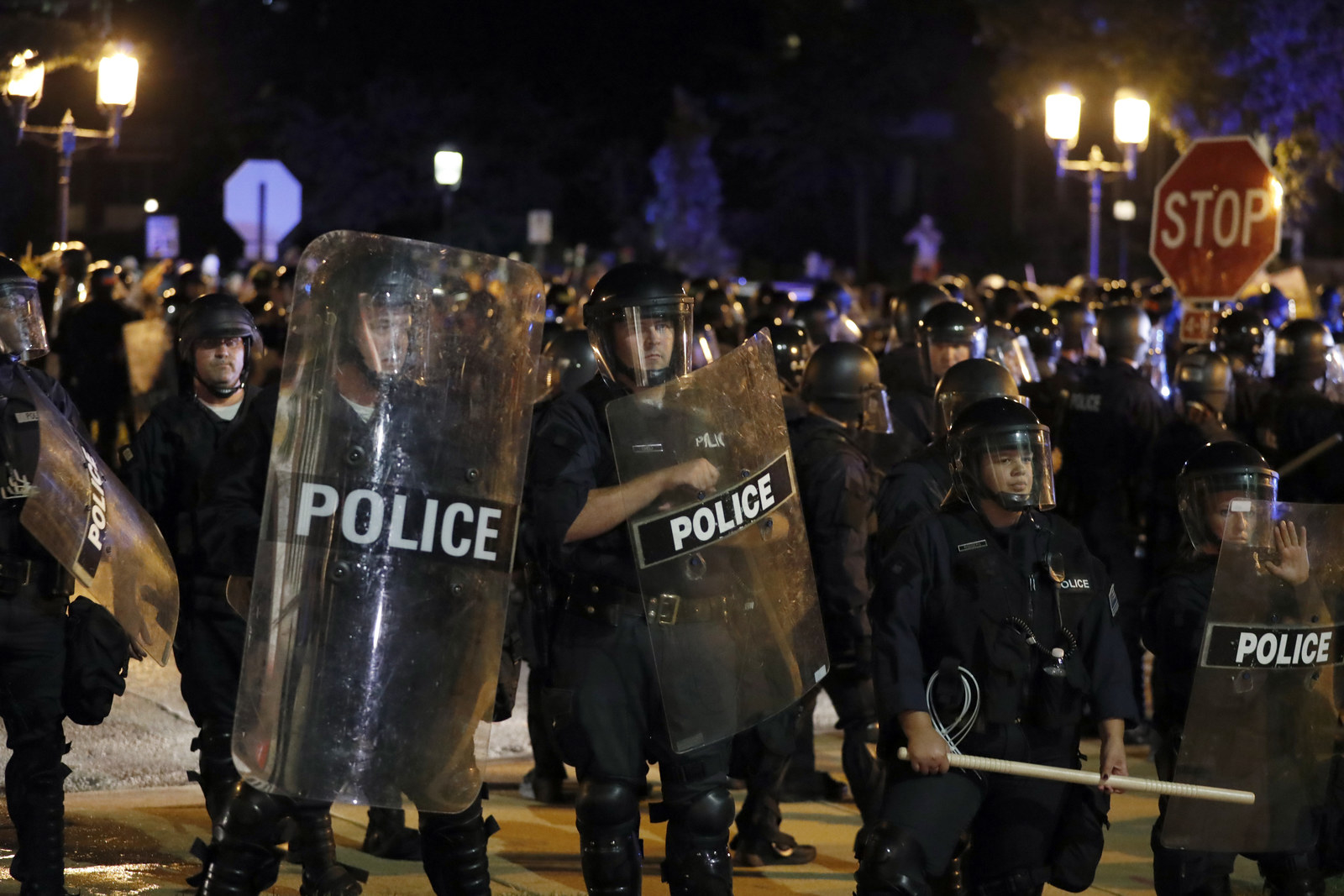 St Louis Police Officers Are Accused Of Assaulting An Undercover Cop At A Protest