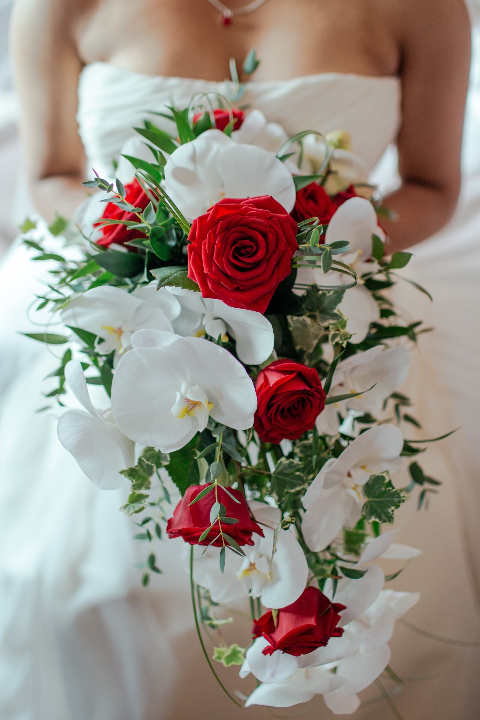 A Bride In Australia Read Her Fiance's Texts To Another ...