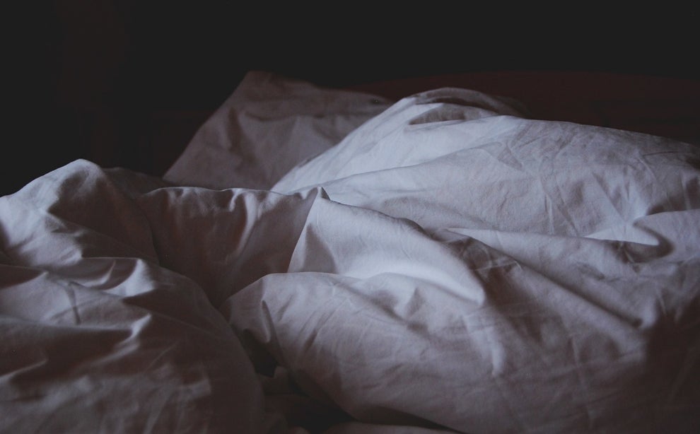 9 Things To Try If You Always Wake Up In The Middle Of The Night