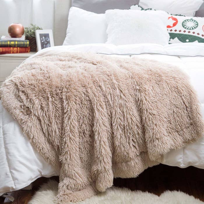 If You Buy All 30 Of These Blankets You May Actually Get Warm