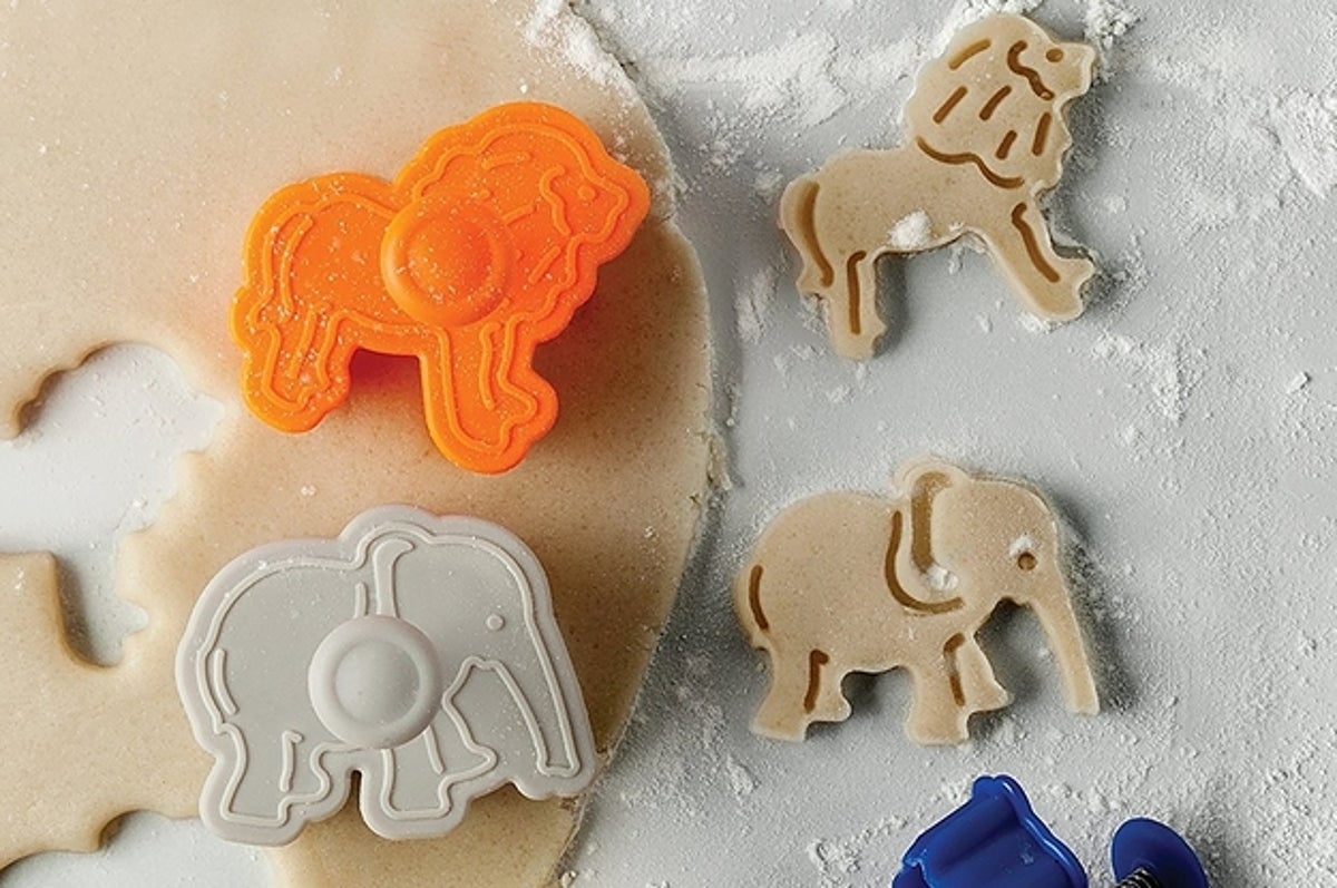 21 Actually Useful Stocking Stuffers For Bakers