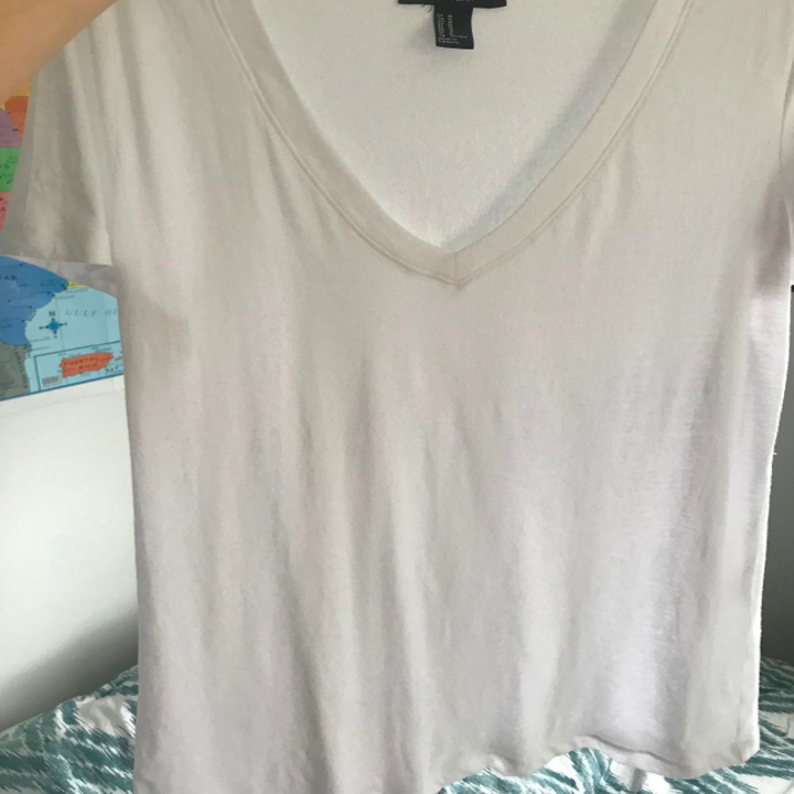 This De Wrinkle Spray Is Amazing And The Results Are So Satisfying