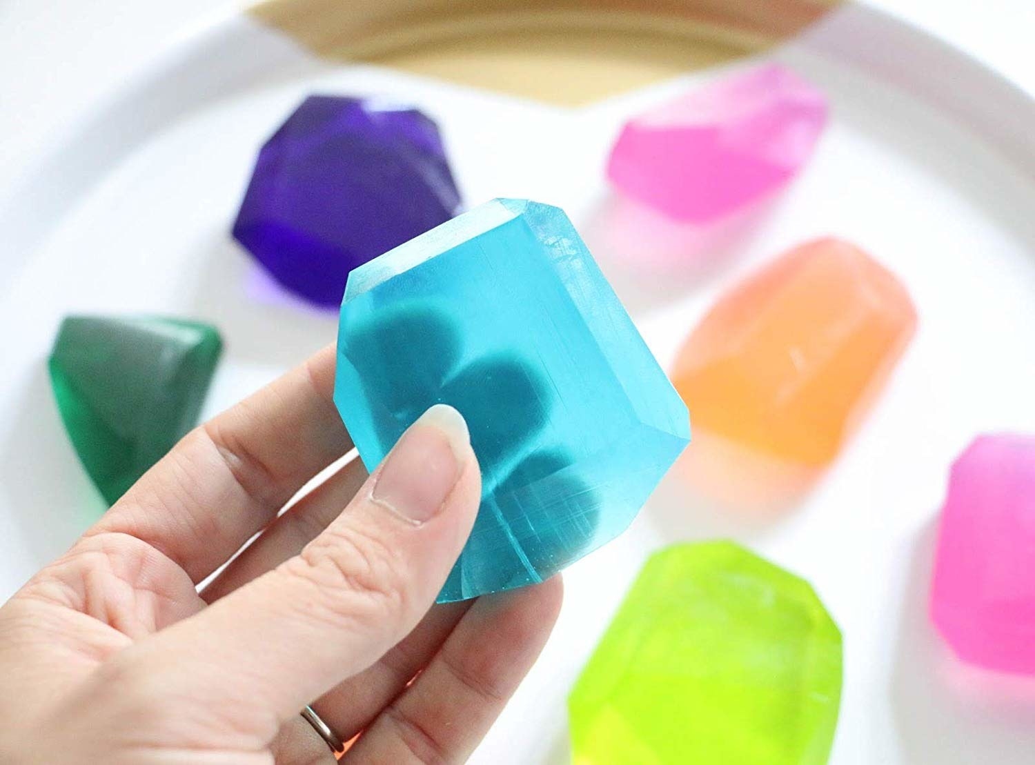 Bar soaps in different colors and geode shapes 