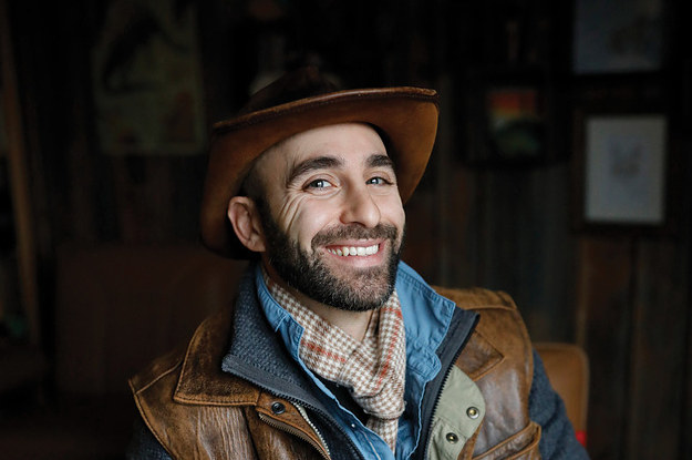 Coyote Peterson - BREAKING NEWS: Leaking pics here before