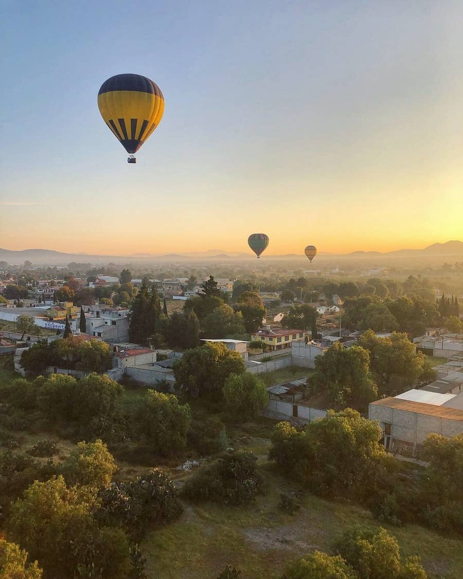 Hot Air Balloons Teotihuacan Pyramids Mexico City