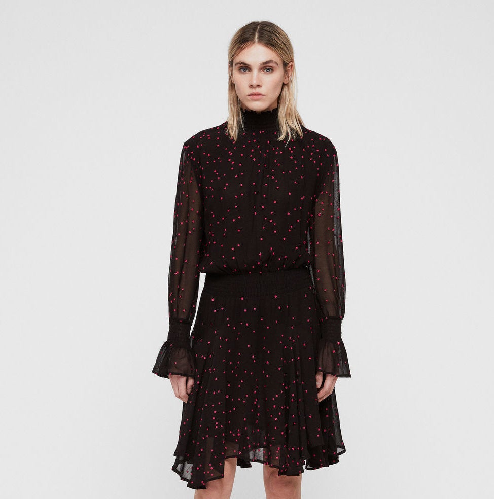 Price: $170.40 (originally $305; available in sizes XS-L)