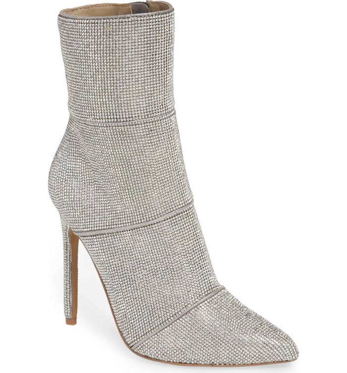 33 Must Have Booties For Your Winter Wardrobe