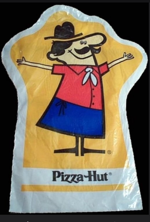 21 Nostalgic Pizza Hut Things From The  90s And  00s - 62