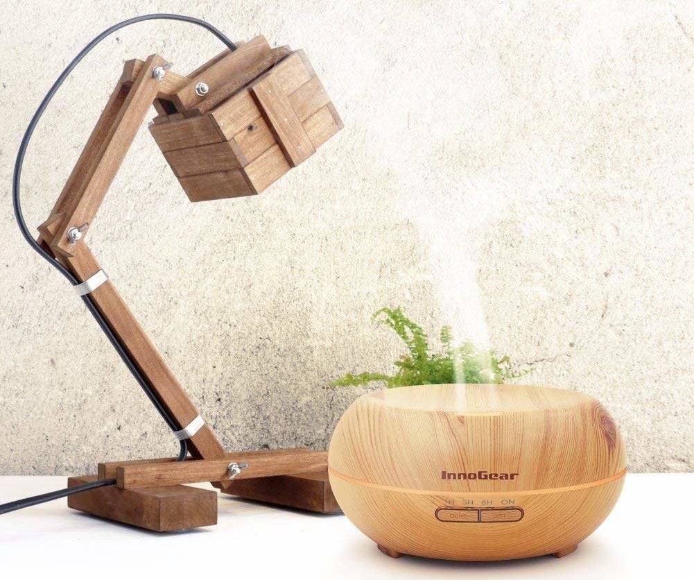 The  wooden aromatherapy diffuser