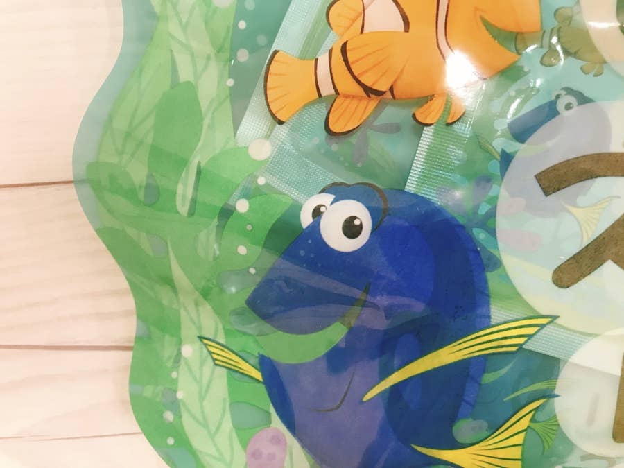 ディズニーで見つけた衝撃的なお土産wwwwww