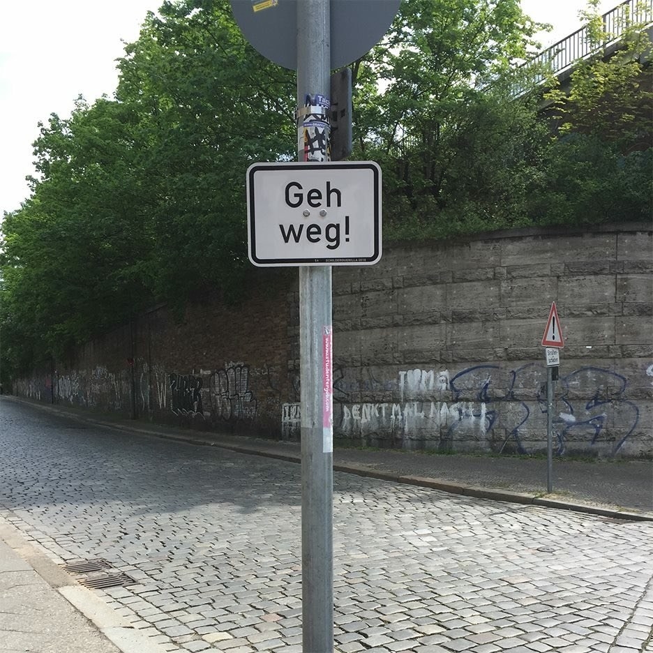 22 sehr witzige Schilder
