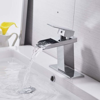 The silver waterfall faucet 