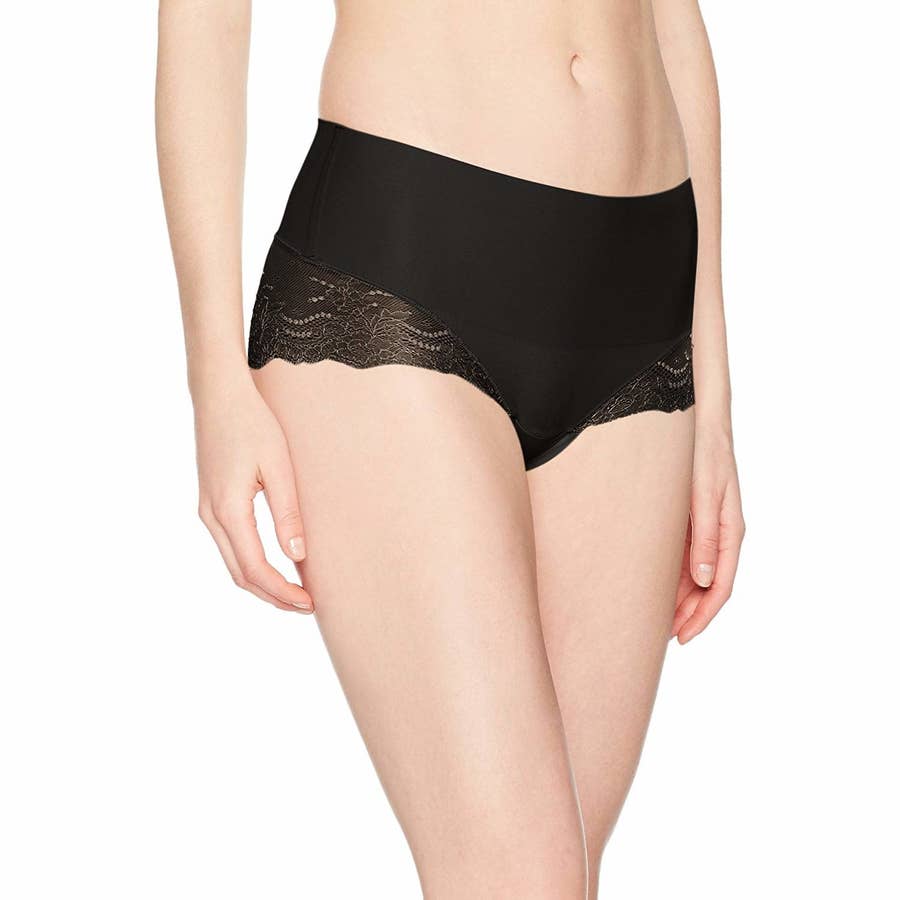 Woron Venus Lace Hipster Panties Black | Sustainable Underwear Uk