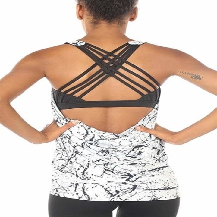 18 Pieces Of Workout Clothing That Amazon Reviewers Swear By