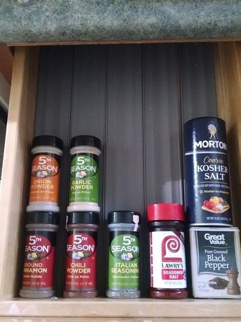 A reviewer's organized spices
