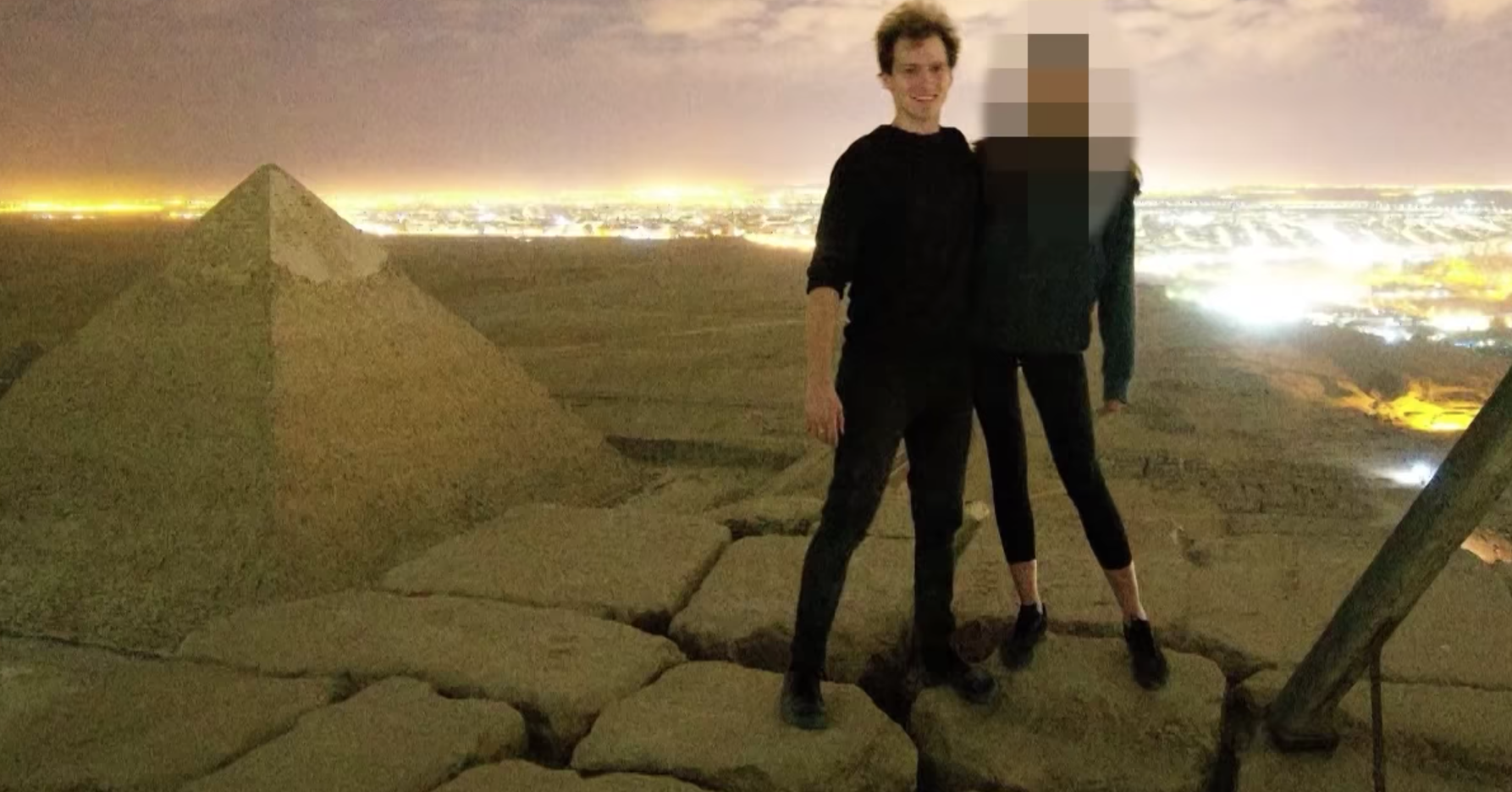 Photographer Andreas Hvid Faked A Sex Photo On Top Of An Egyptian Pyramid