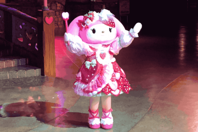 昨日、サンリオピューロランドにて“いちご”をテーマにしたイベント「SWEETS PURO~ようこそストロベリーパーティへ~」が始まりました!3月12日までの期間限定イベントです。